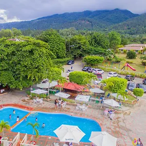 Hotel River Club & Jarabacoa
